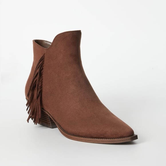 🆕 Pointed Toe Western Tassel Booties in Chocolate Lab Brown Faux Suede - Picture 2 of 10